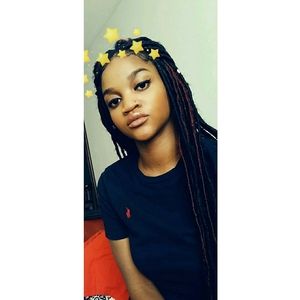 Meet your Posher, Mona